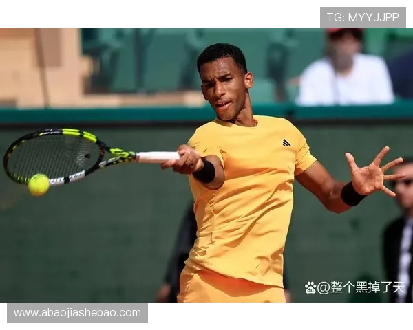 网球新星崛起：年轻选手挑战老将统治，2025赛季迎来激烈竞争